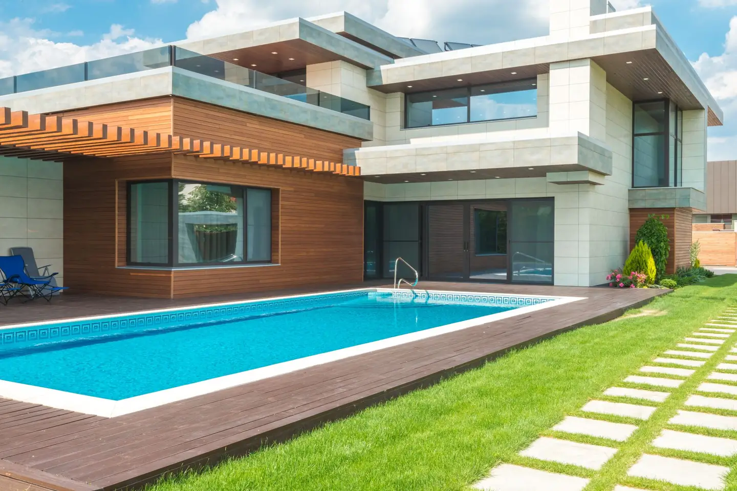 Swimming pool built in Viewmont, NSW